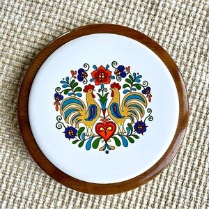 Vintage Oregon Myrtlewood Wood Ceramic Trivet  Pennsylvania Dutch Rooster Design